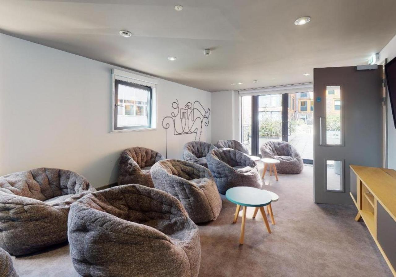 For Students Only Private Bedrooms With Shared Kitchen And Studios At Iq Haywood House In Londra Esterno foto
